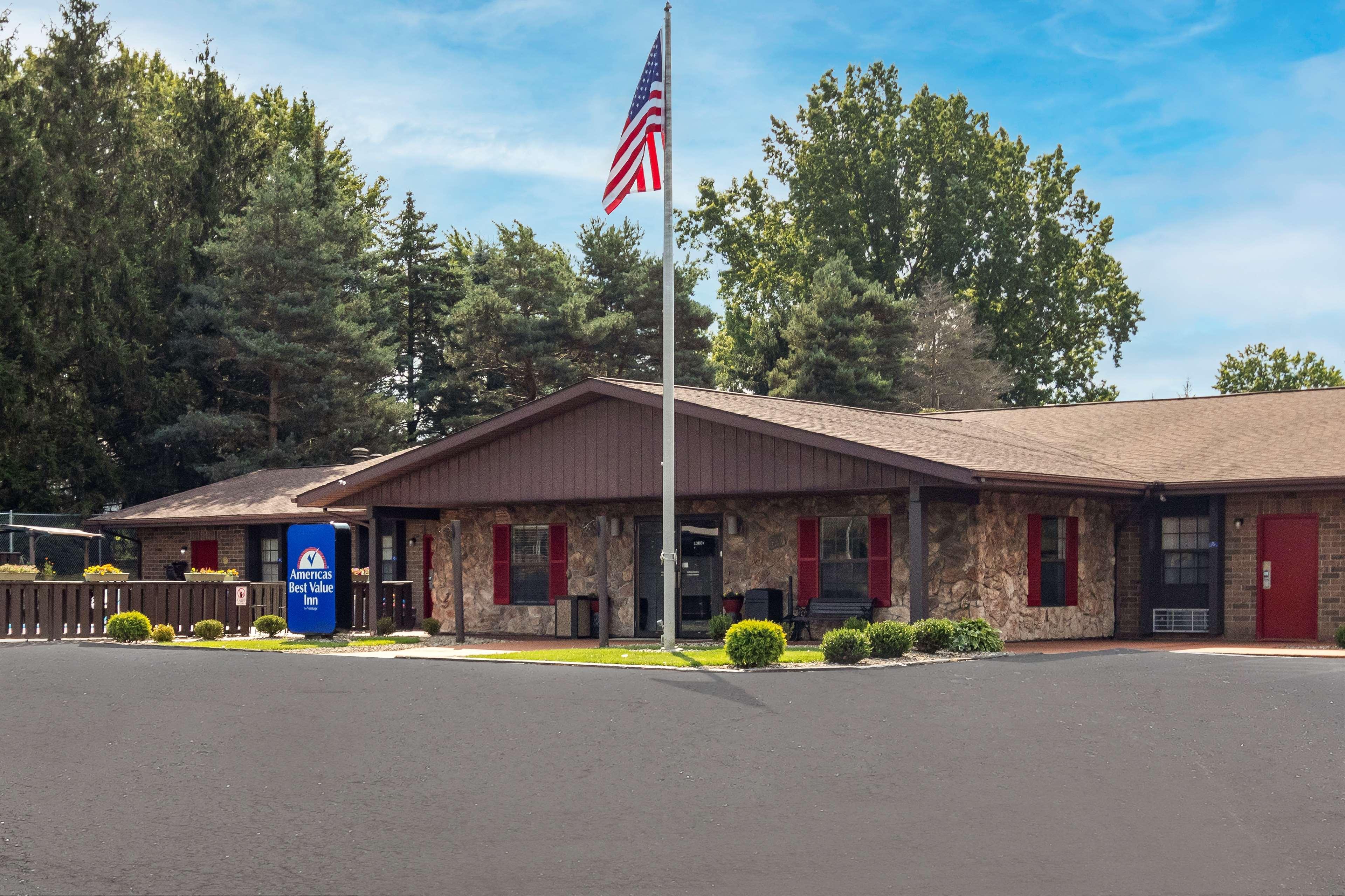 Americas Best Value Inn Alliance Exterior photo