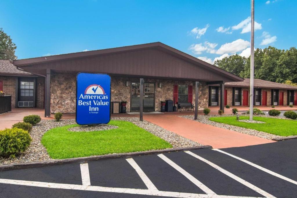 Americas Best Value Inn Alliance Exterior photo